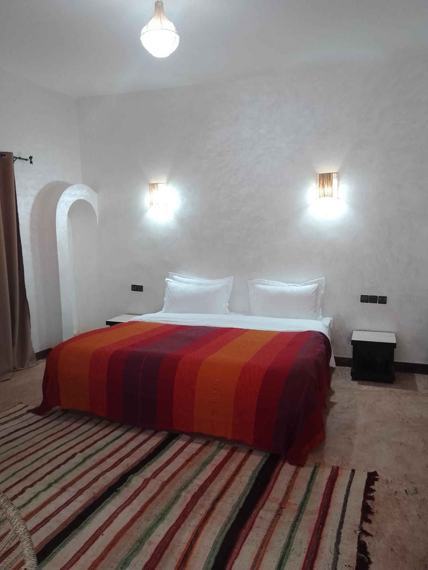 Kasbah Dar Bahnini Hostel Skoura Exterior photo