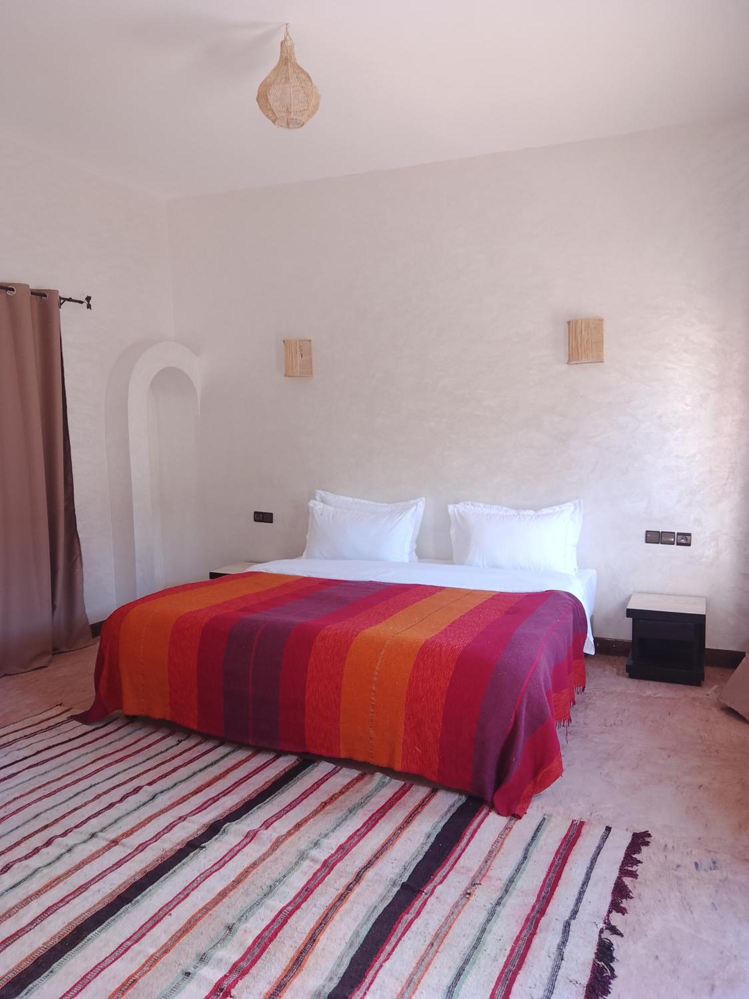 Kasbah Dar Bahnini Hostel Skoura Exterior photo