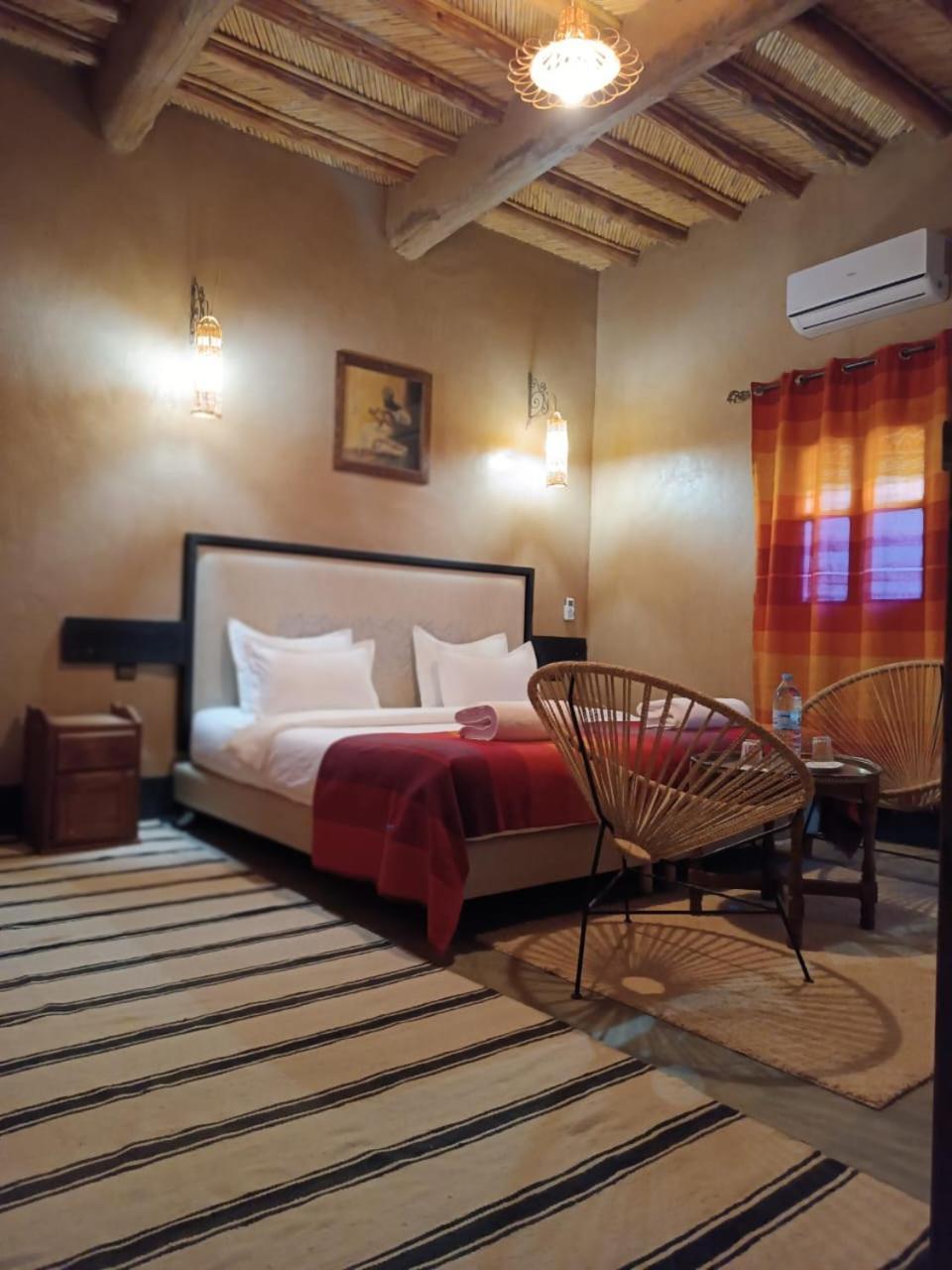 Kasbah Dar Bahnini Hostel Skoura Exterior photo